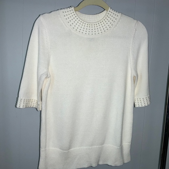Ann Taylor cream cotton blend knit sweater top Sz M beaded neckline and cuffs - Picture 1 of 7